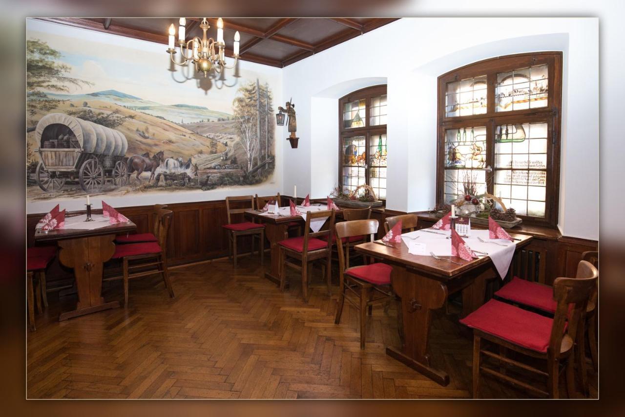 Hotel Ross Zwoenitz Экстерьер фото